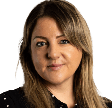 headshot of Laura
